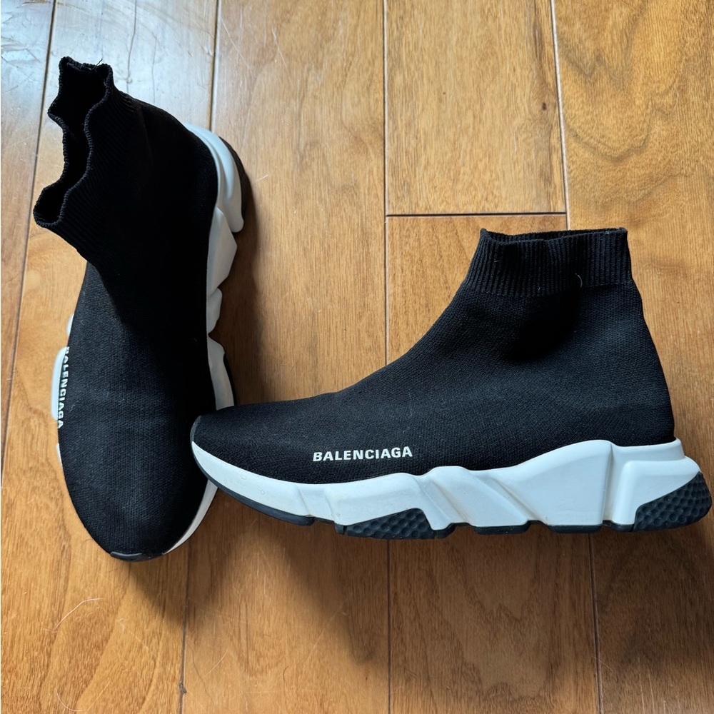 BALENCIAGA Speed - Gently Worn (Size 40)